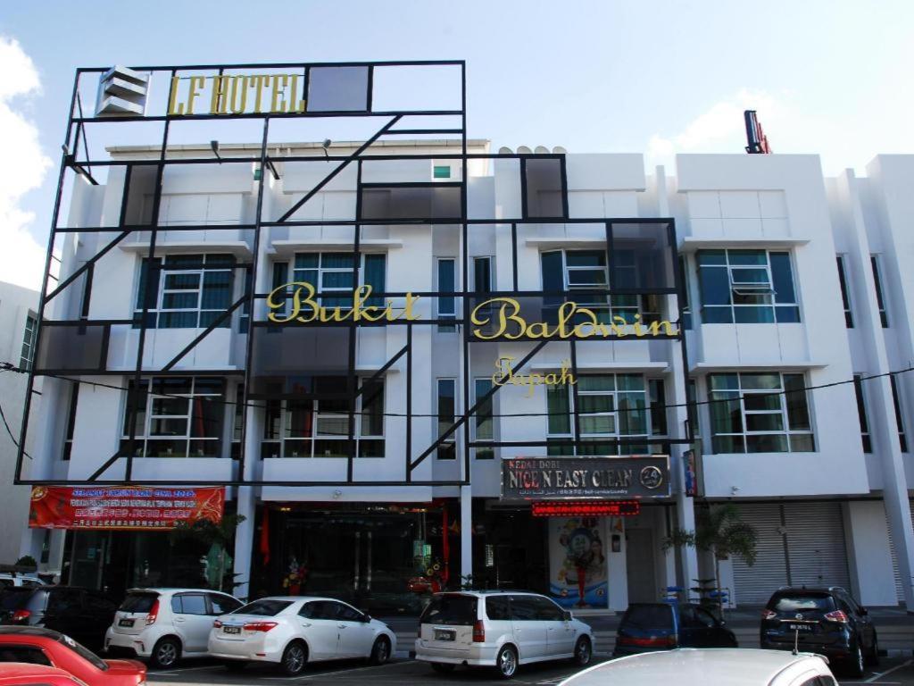 Lf Hotel Tapah Exterior photo